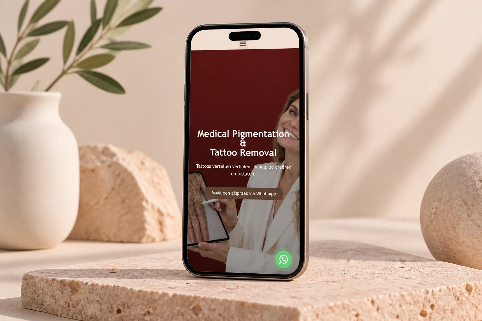 Derma Art: Homepage op mobiel
